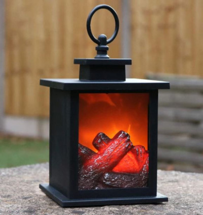 Lámpara tipo farolillo, efecto fuego