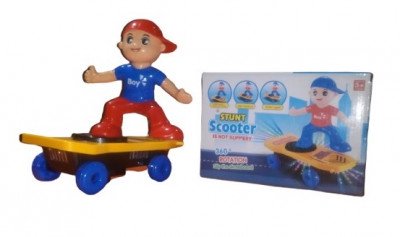 Muñeco en monopatín