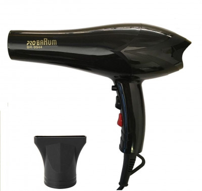 Secador de pelo con boquillas