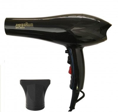 Secador de pelo con boquillas